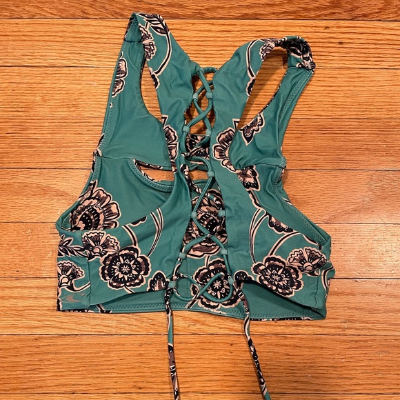O’Neill High-Neck Lace Up Bikini Top - Size S - Picture 2 of 2